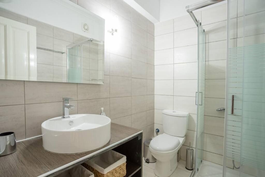 New  2 Bedroom/ 2 Bath Ap.Nidri, Familia Eksteriør bilde