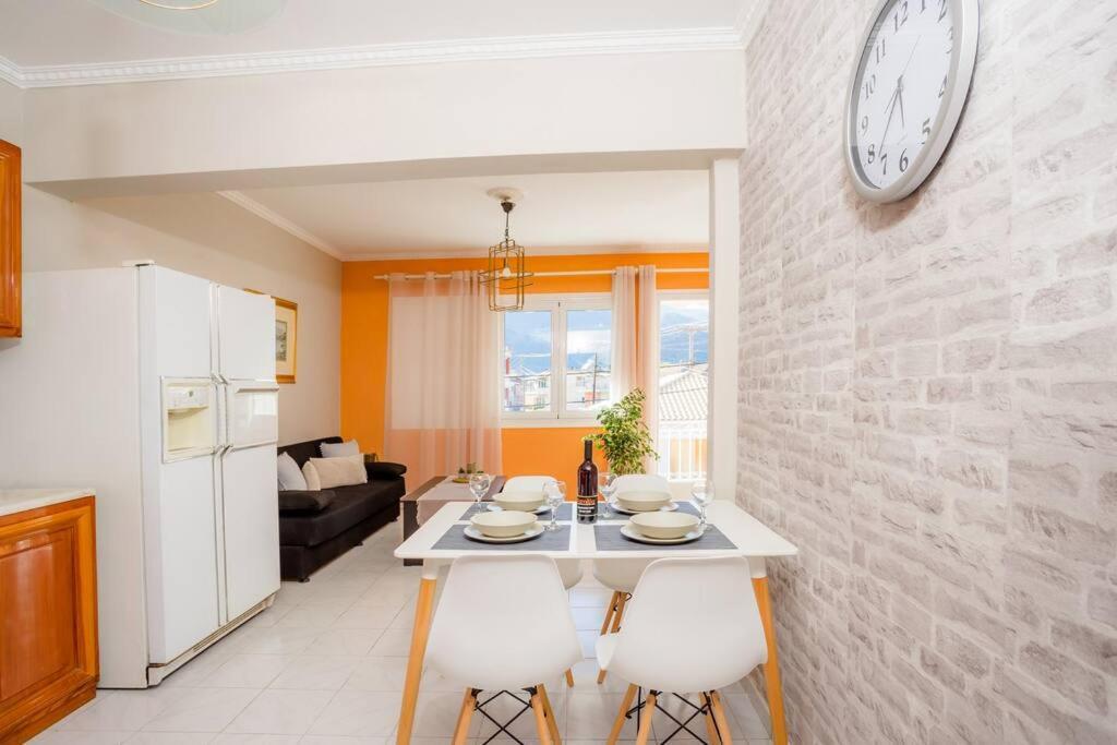 New  2 Bedroom/ 2 Bath Ap.Nidri, Familia Eksteriør bilde